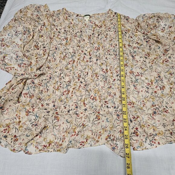 Sundance Women Top Blouse Shirt Size M Soft Pink Sheer Floral Chiffon - Picture 8 of 11